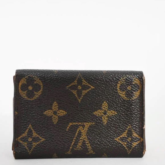 Louis Vuitton Monogram 6 Key Holder - Picture 4 of 15